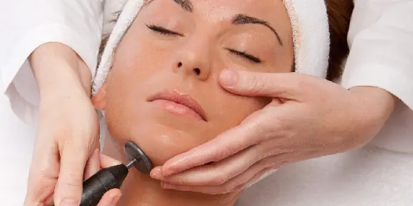Reafirmante facial