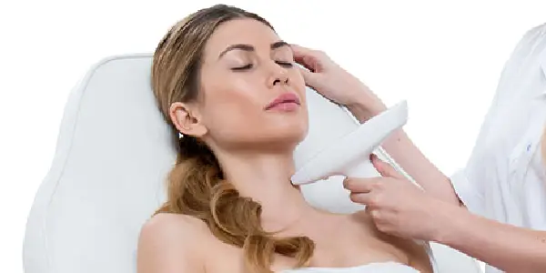 Firmeza en cuello y escote
